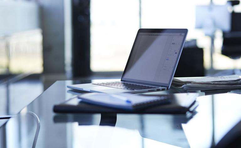 Amazon layoffs highlight AI-driven job cuts in software and EV industries in December 2025