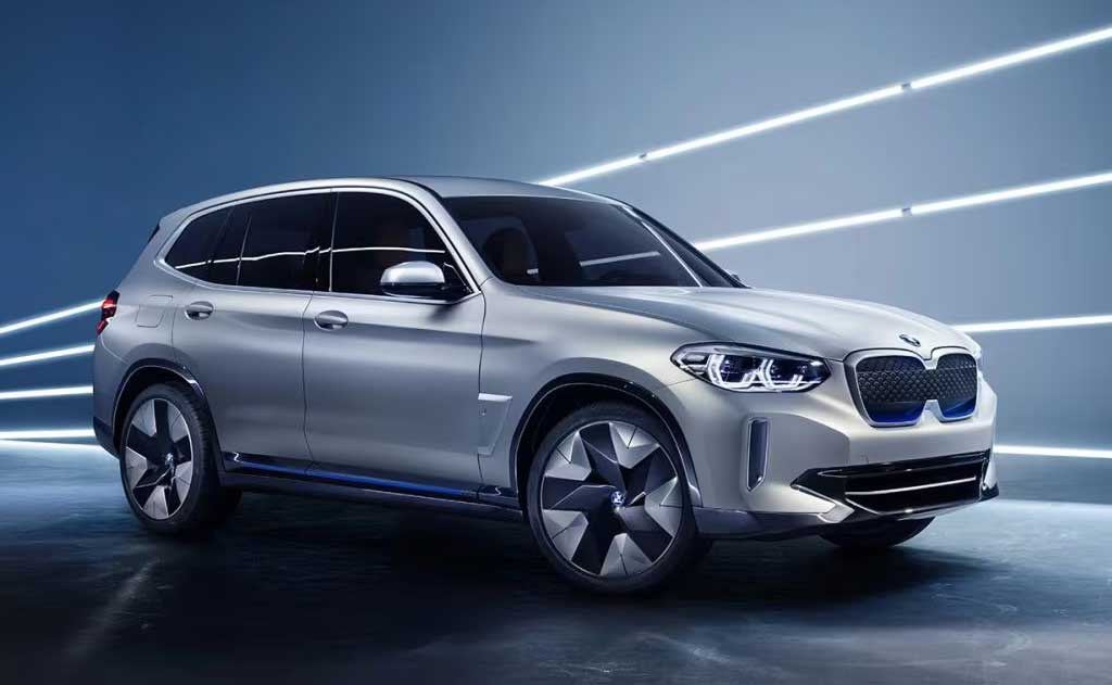 BMW iX3 2026 electric SUV launching in the US with 463 horsepower, long-range battery, and luxury EV design.