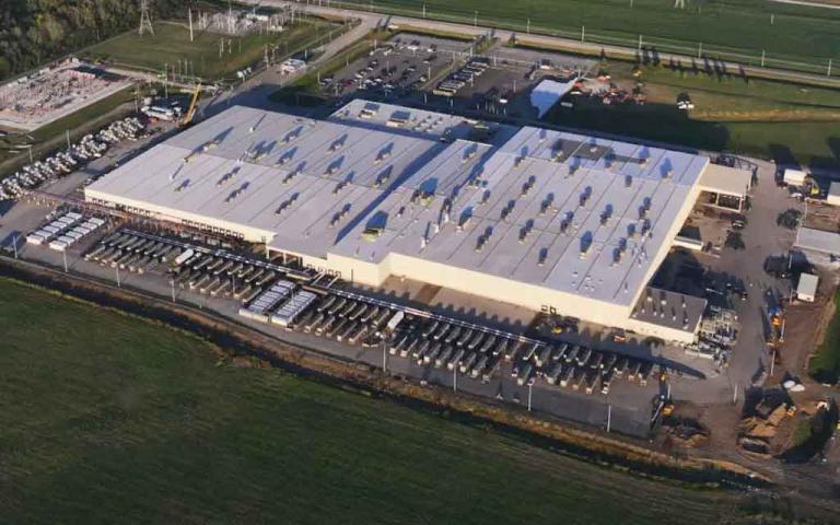 xAI Colossus 2 gigawatt AI supercomputer in Memphis with hundreds of thousands of NVIDIA GPUs powering large scale AI model training